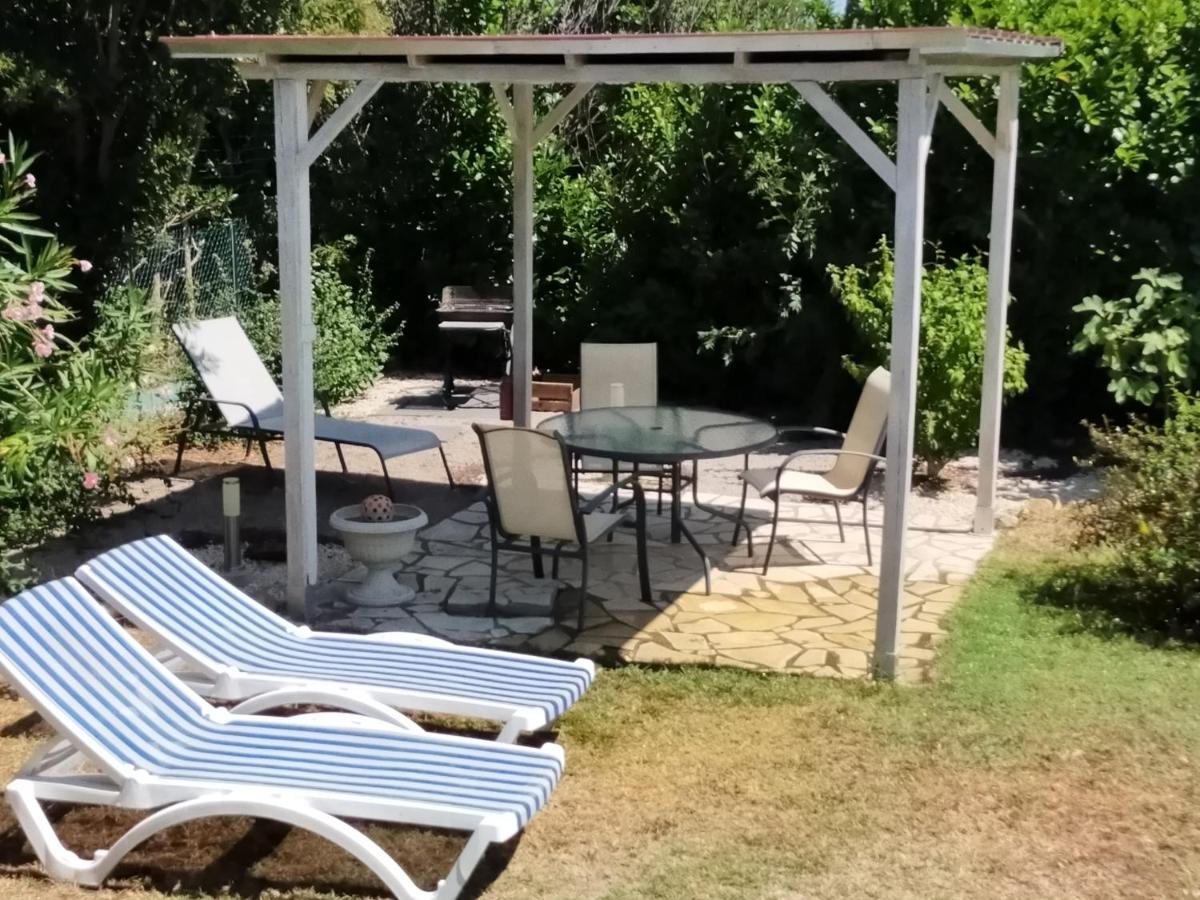 Gite Climatise L'Oisellerie Castelnou Bagian luar foto