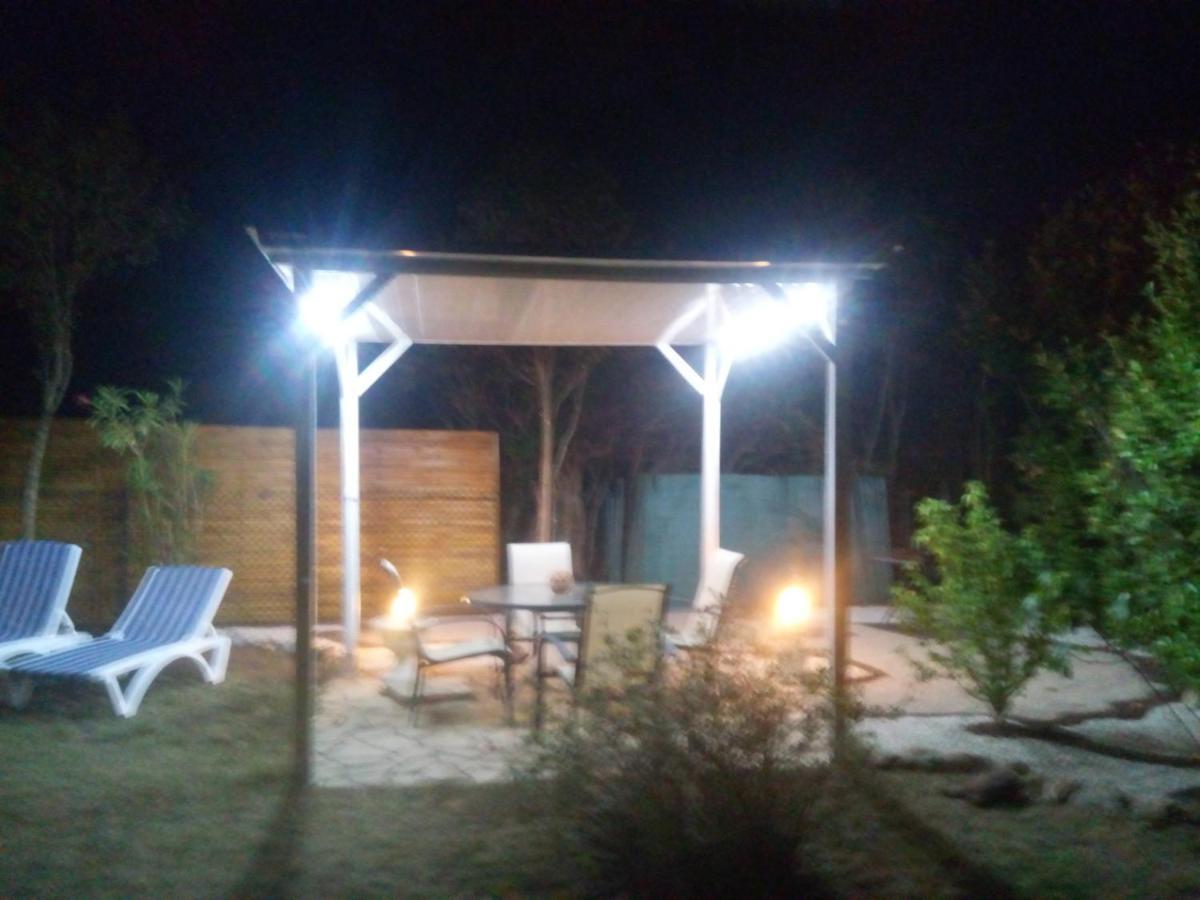 Gite Climatise L'Oisellerie Castelnou Bagian luar foto